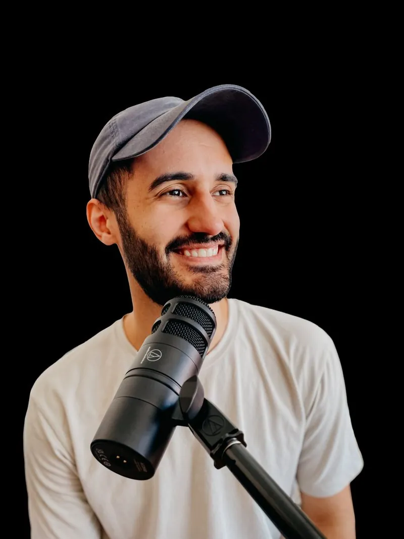 Agustín Castillo, especialista en audio y postproducción de BRO Media
